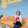 Chị Như ( nhân viên văn phòng)